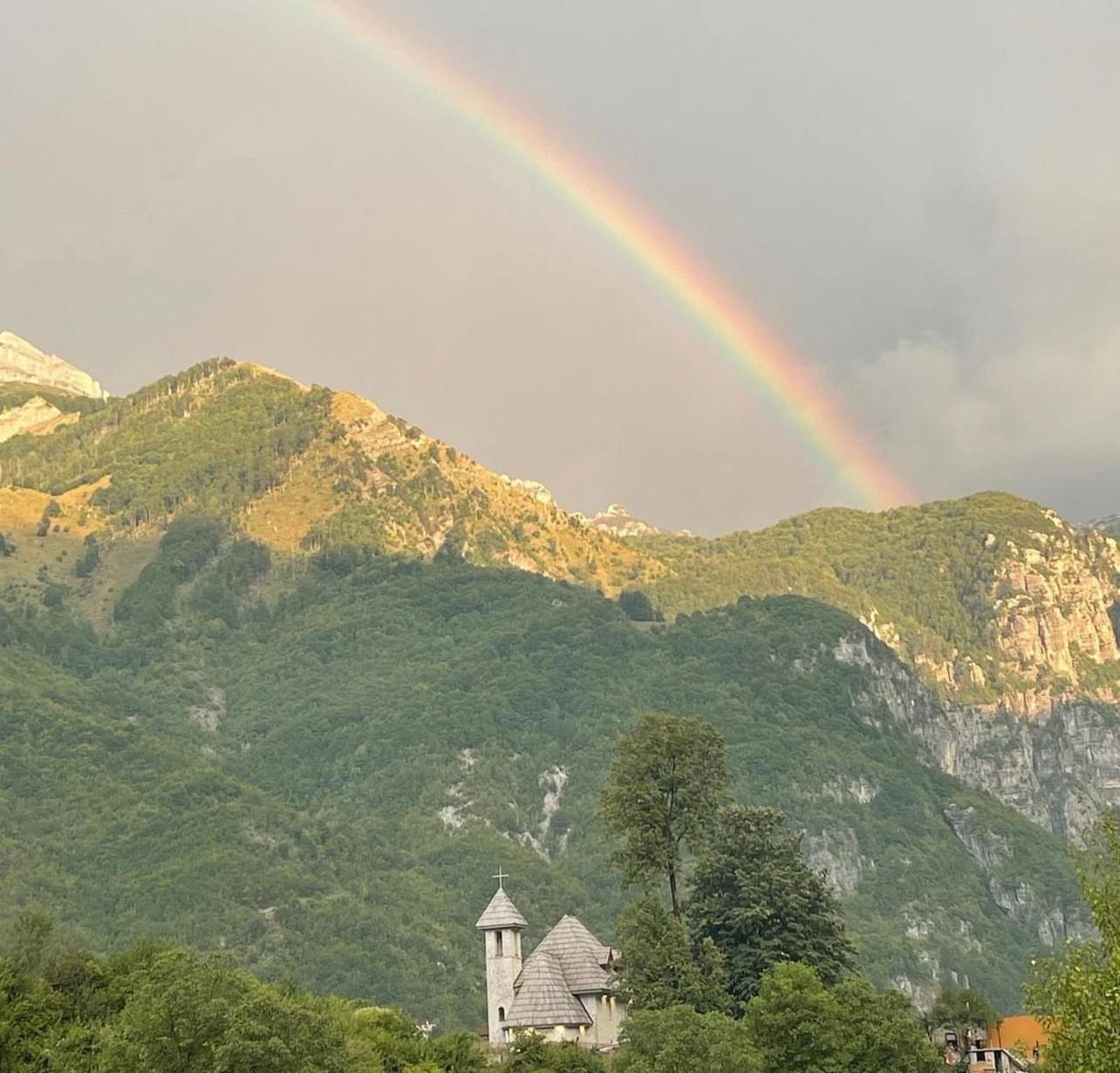 Thethi Mountain Villas Exteriér fotografie